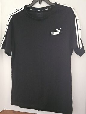 Puma Black Short Sleeve Tee with White Shoulder Stripes Medium